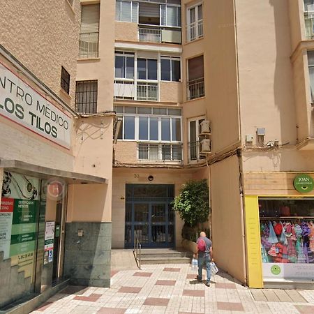 Estudio Cerca Estacion Bus Y Tren Málaga Kültér fotó
